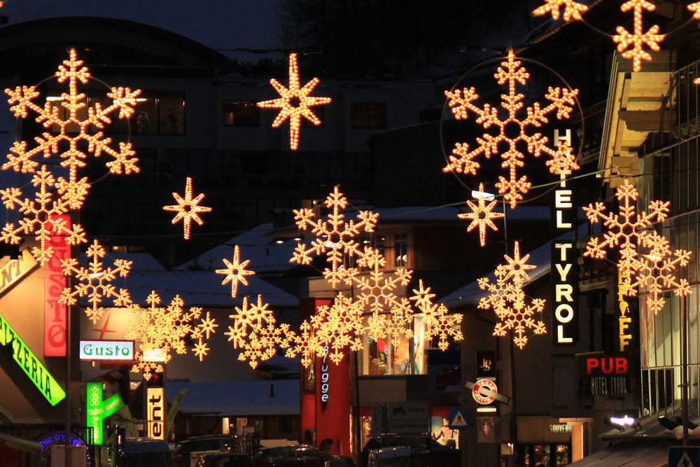 ショッピング街大通り(ドイツ)