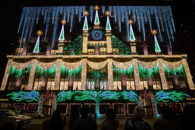 ショッピングセンターのファサード