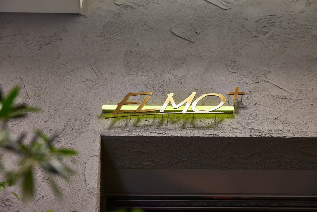 ELMO+のLEDサイン事例