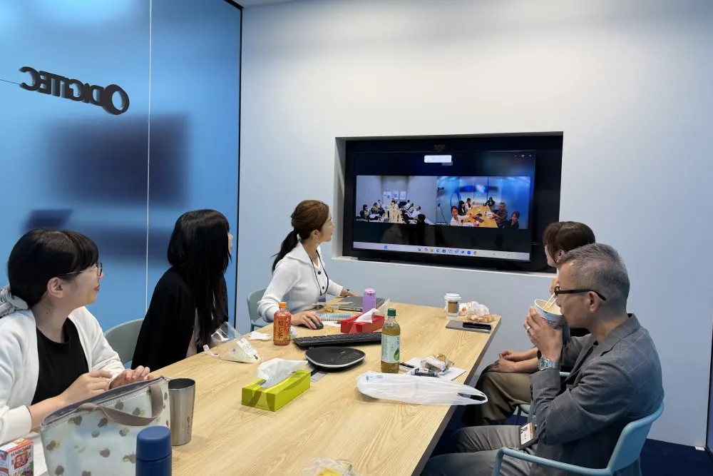 ACツアー振り返り会の際の大阪オフィスチームの様子