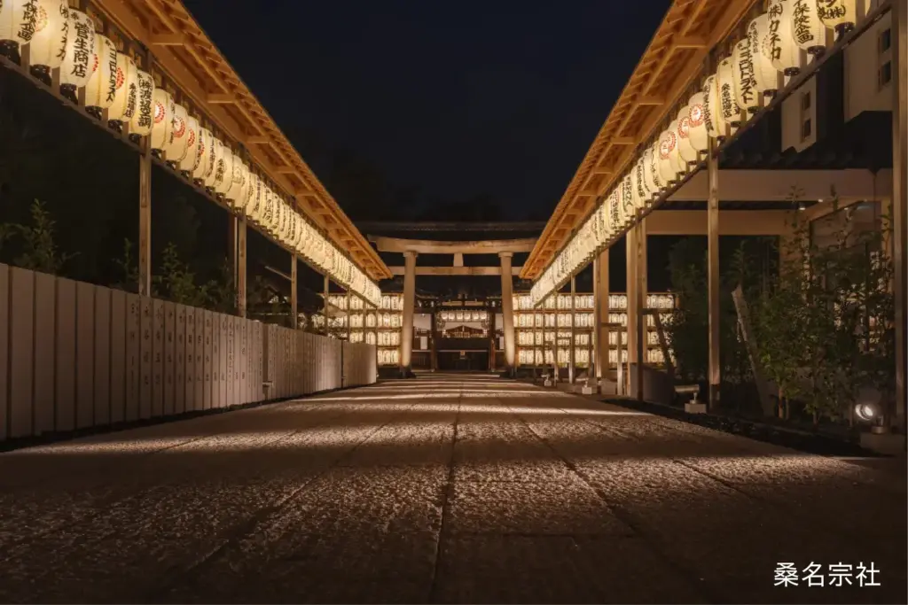 空間の奥をしっかり照らして歩み進めたくなる演出のイメージ