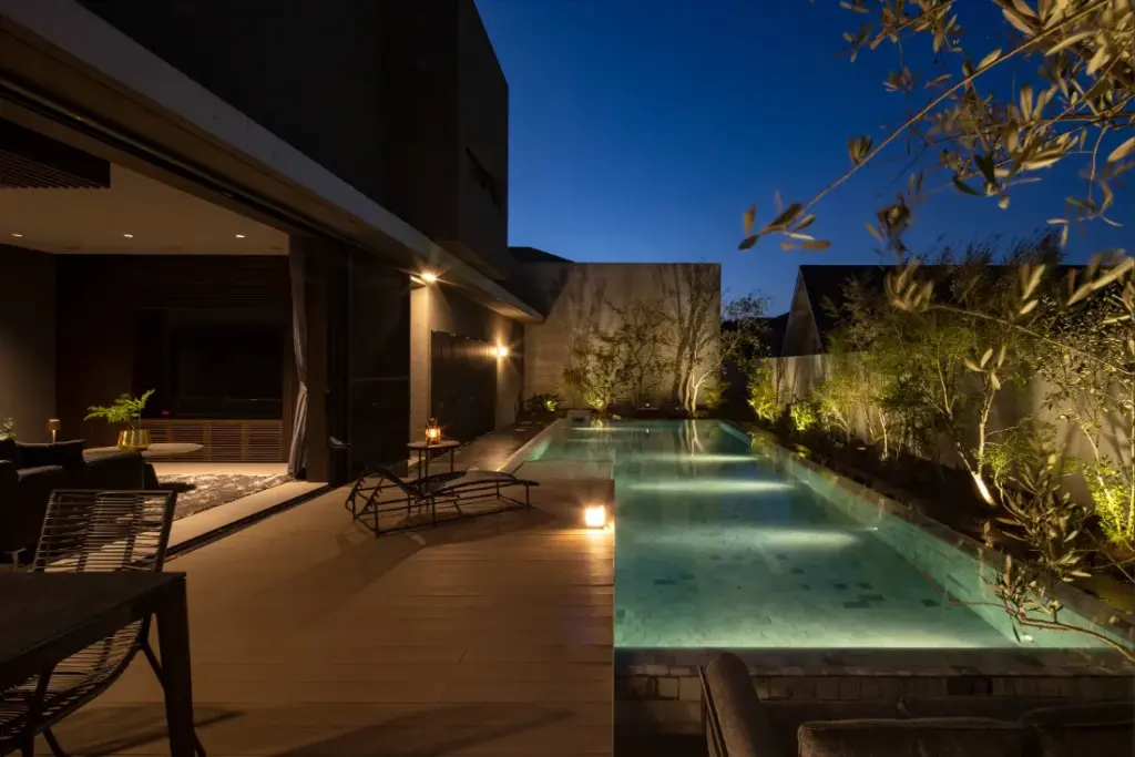 水辺のライトアップのイメージ