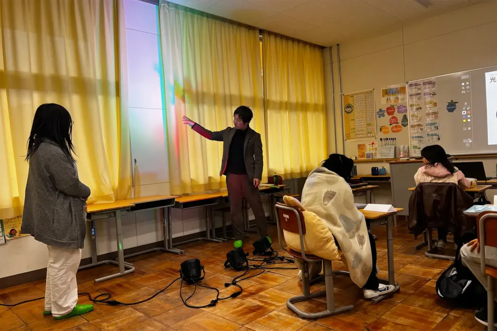 実際の光に関する授業の様子①