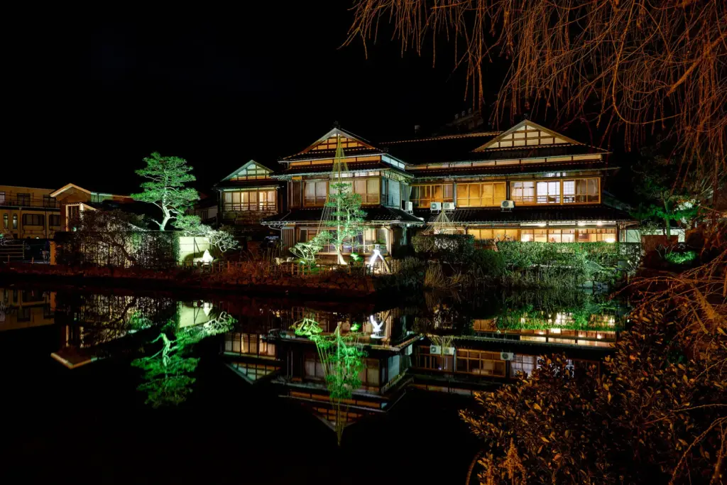 和倉温泉のライトアップ事例①