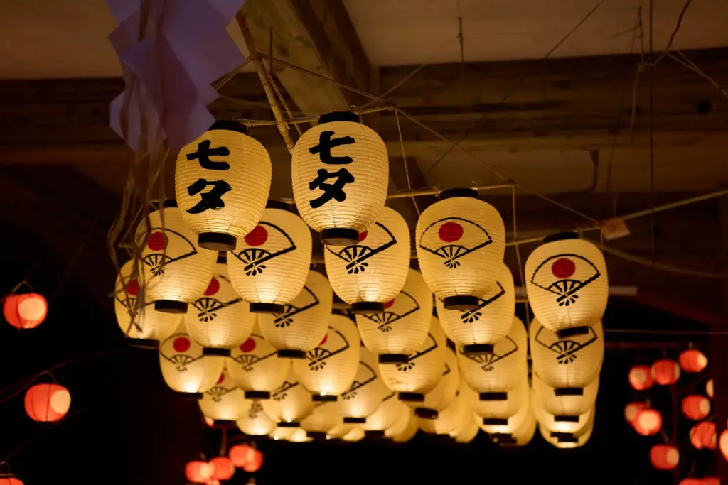 LEDコアモジュールで表現された秋田竿燈まつりの提