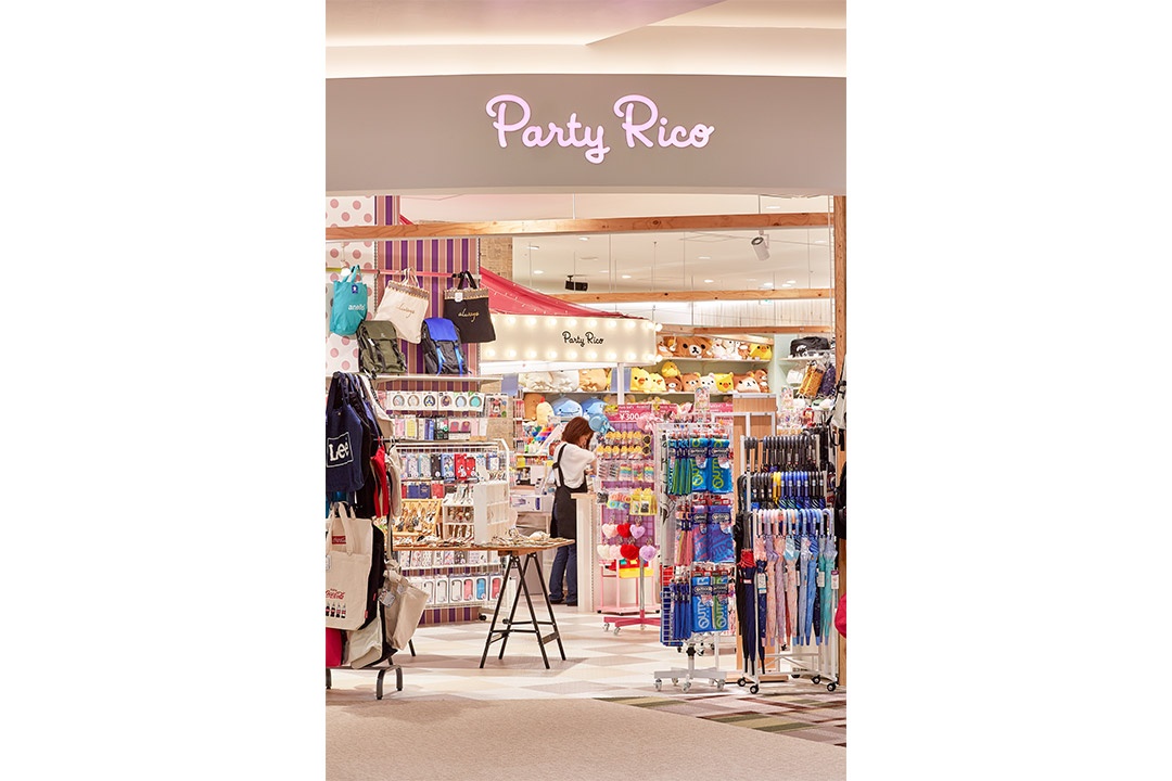 Party Rico いわき小名浜店【室内サイン】の実績写真
