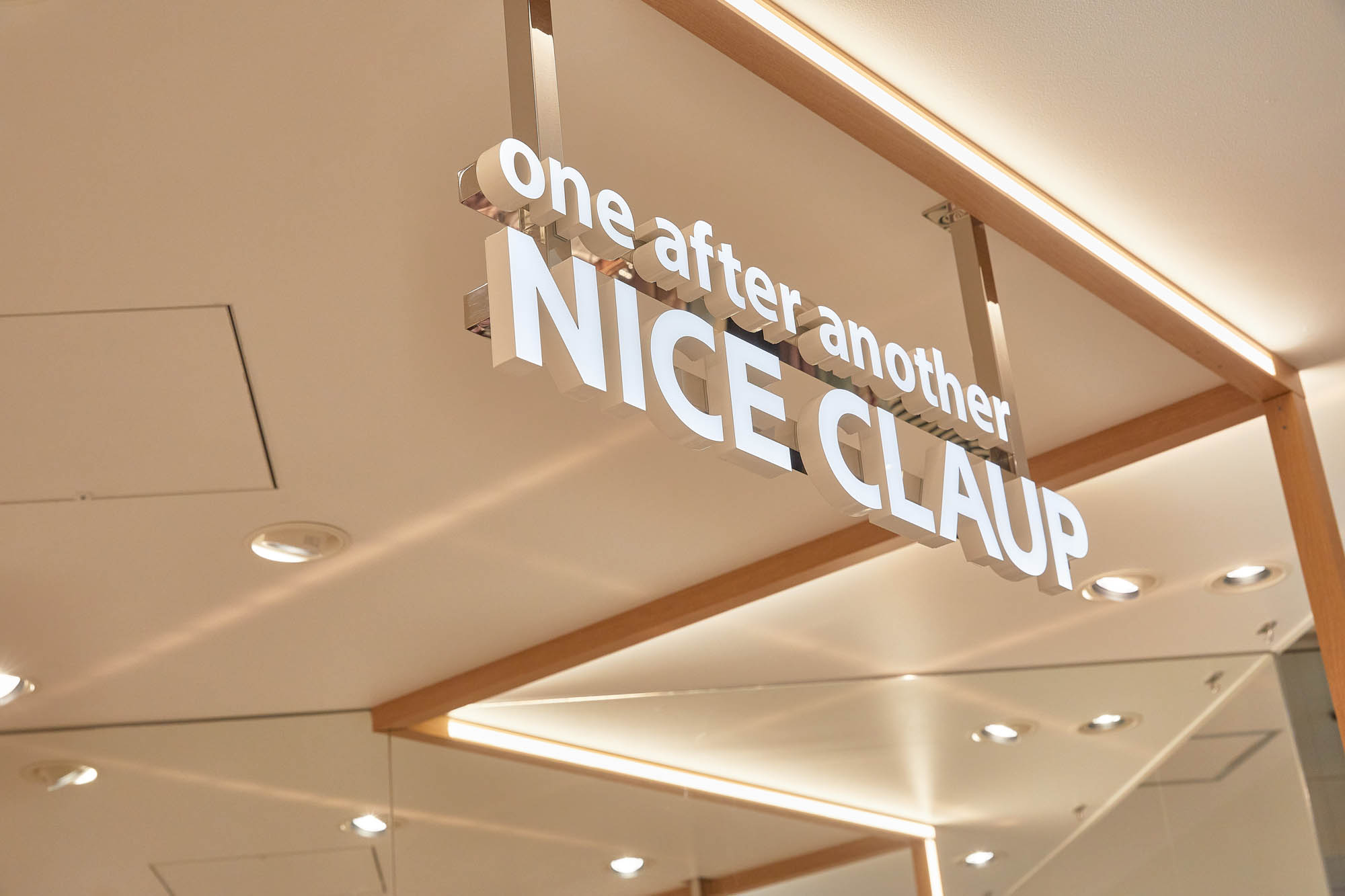 one after another NICE CLAUP ルミネ北千住店の実績写真