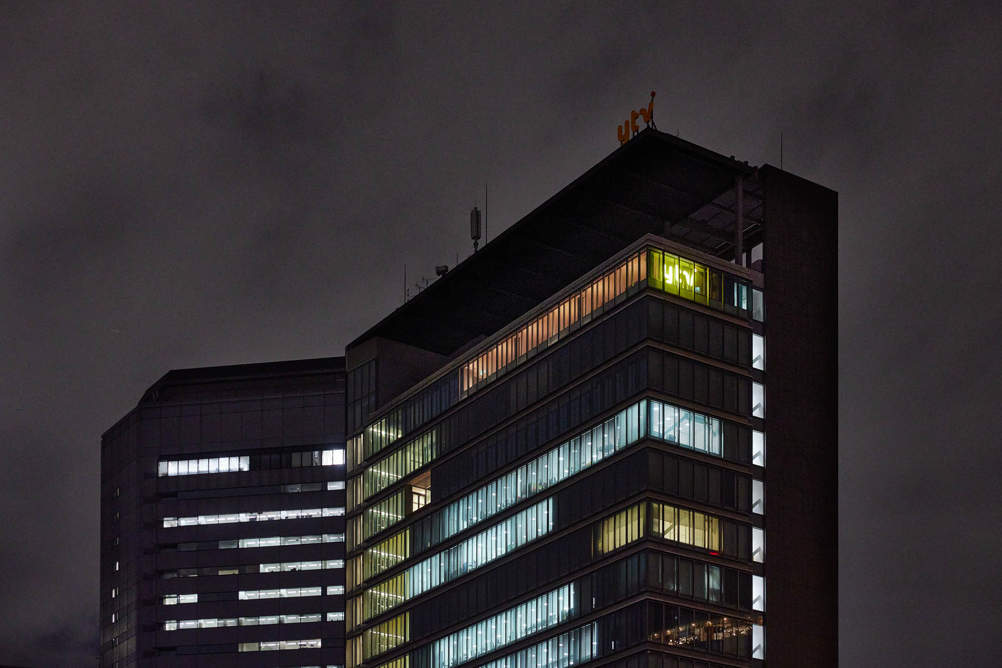 ytv 大阪の読売テレビ社屋の実績写真