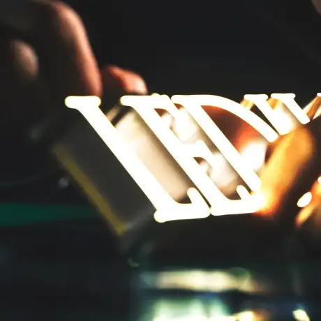 LEDサインのことなら株式会社タカショーデジテック