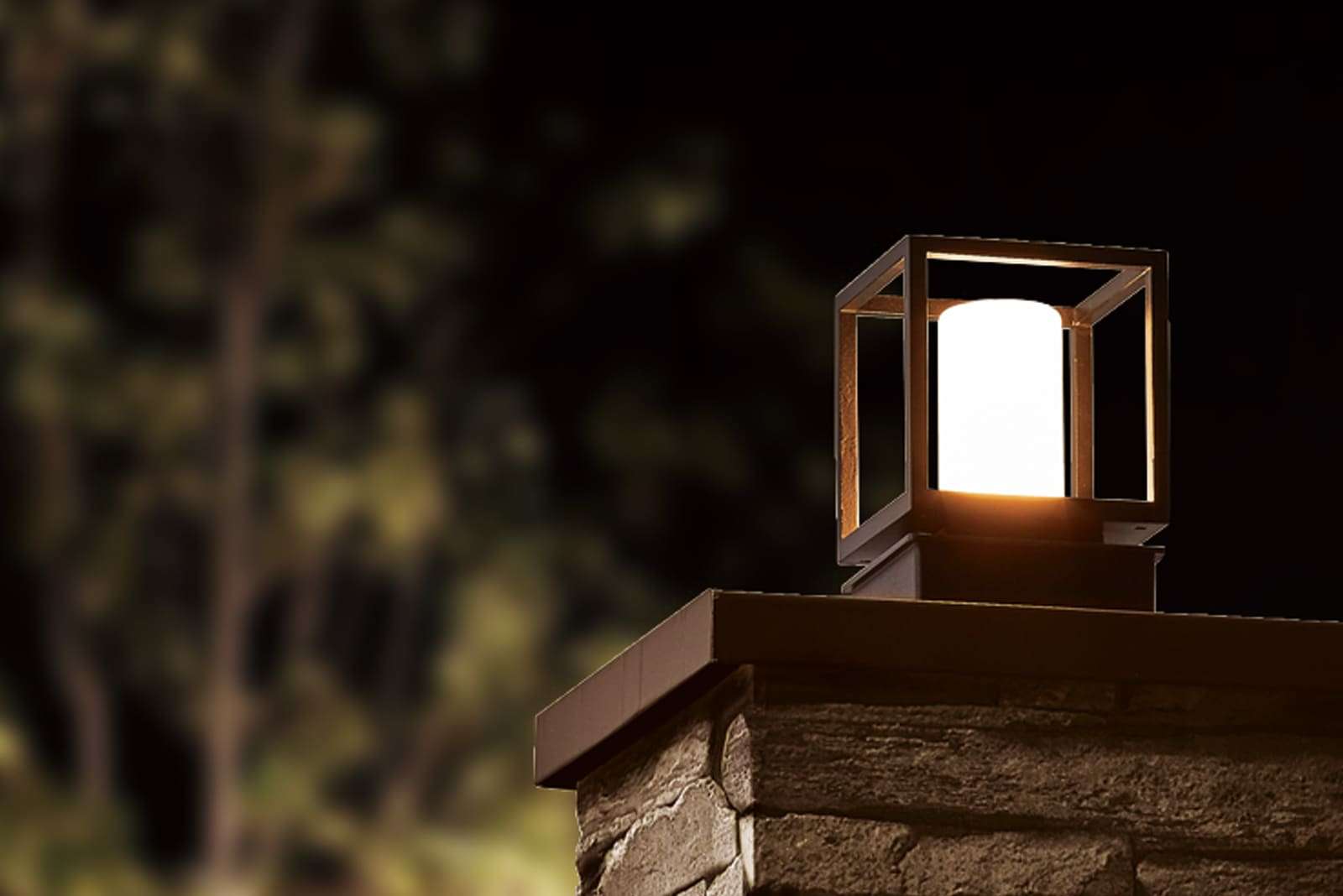 Gatepost Lights3