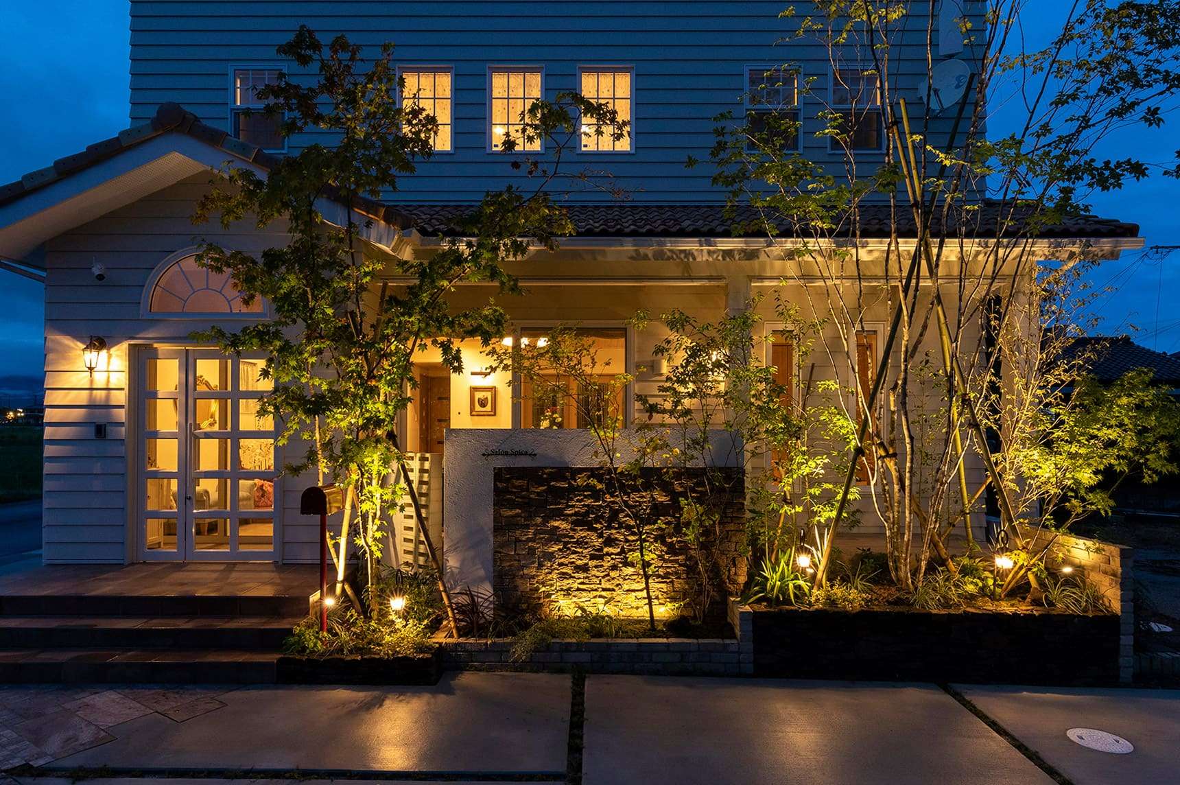 Path Lights3