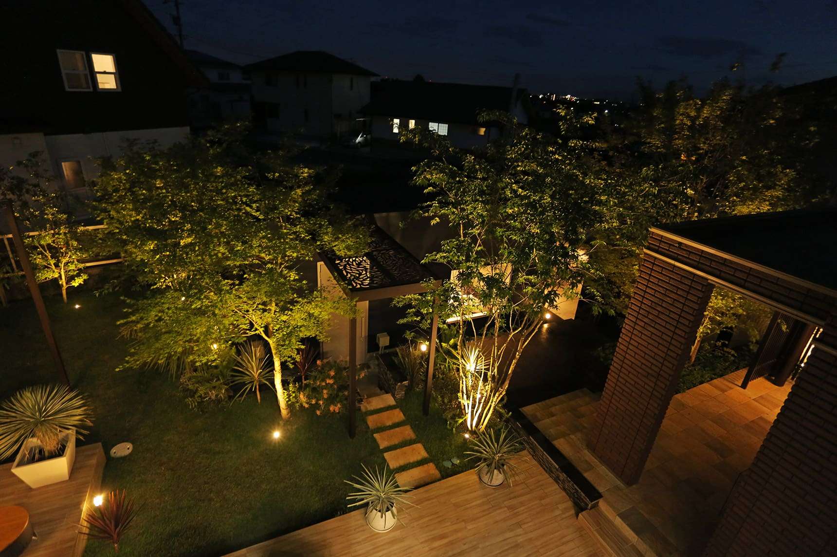 Garden Up Lights3